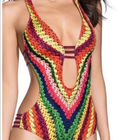 Gorgeous tribal look monokini - Picture 2 of 8
